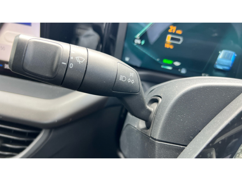 Ford Transit Courier E-Transit Courier 100kW 43kWh Trend Van Auto